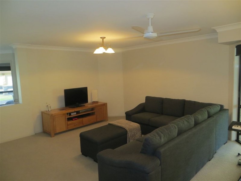 3 Cardwell Court, Meadowbrook QLD 4131