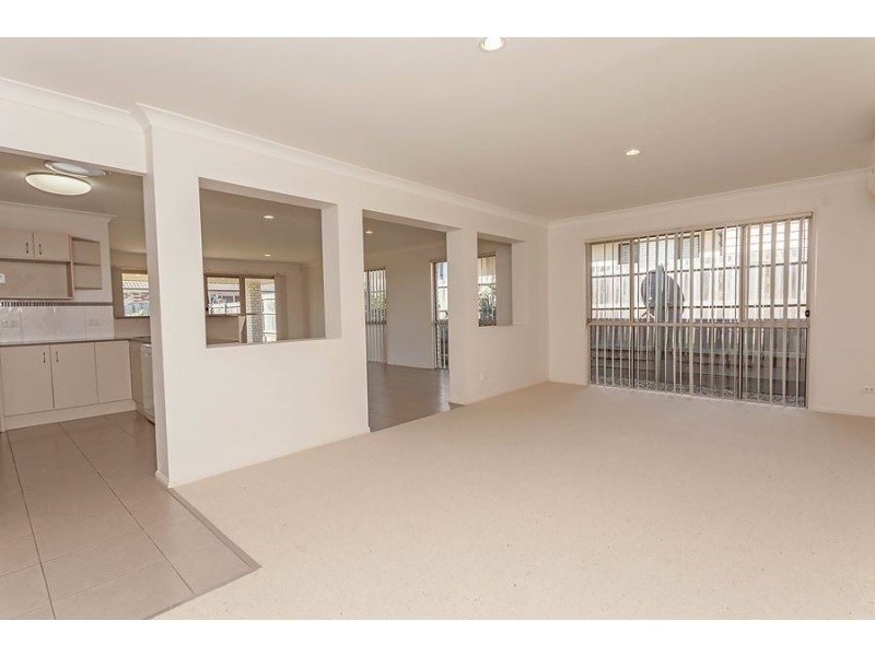 20 Paris Parade, Ormeau QLD 4208