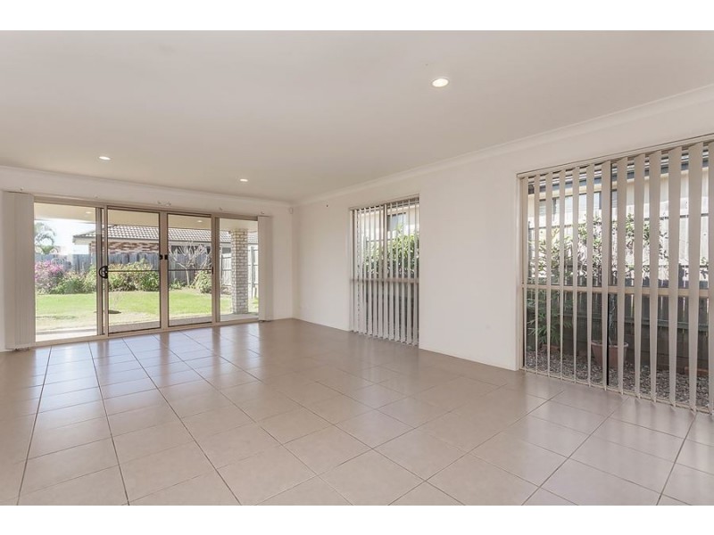 20 Paris Parade, Ormeau QLD 4208