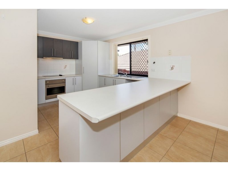 70 Woodlands Blvd, Waterford QLD 4133