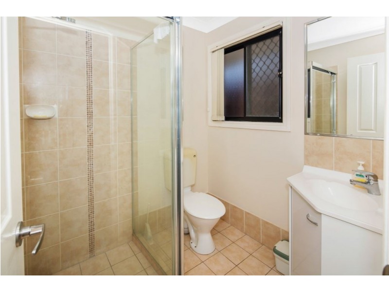 70 Woodlands Blvd, Waterford QLD 4133