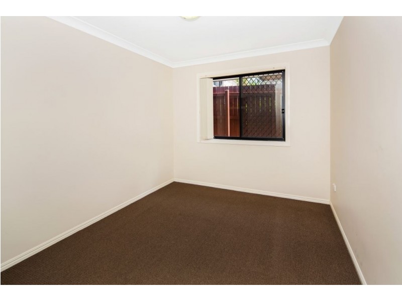 70 Woodlands Blvd, Waterford QLD 4133