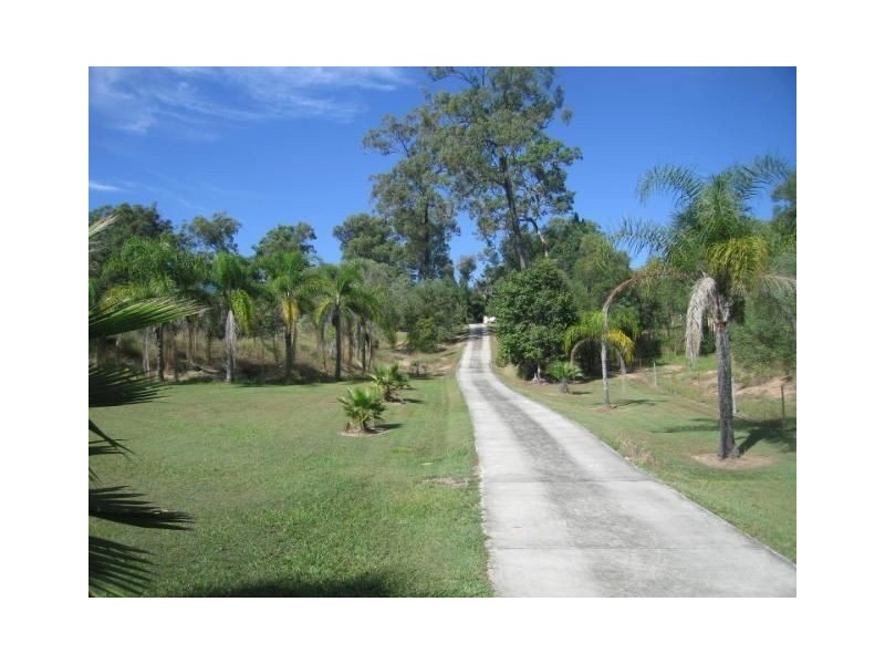 55 Sheree Crt, Buccan QLD 4207