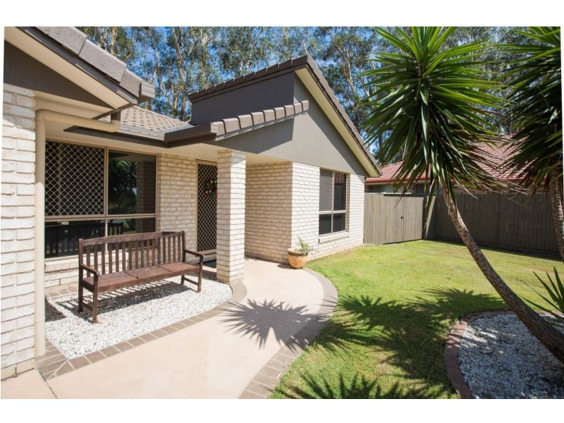 37 Emperor Drive, Redland Bay QLD 4165