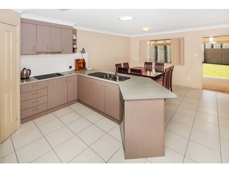 37 Emperor Drive, Redland Bay QLD 4165