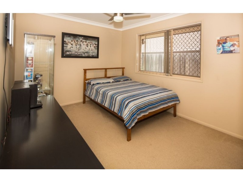 37 Emperor Drive, Redland Bay QLD 4165