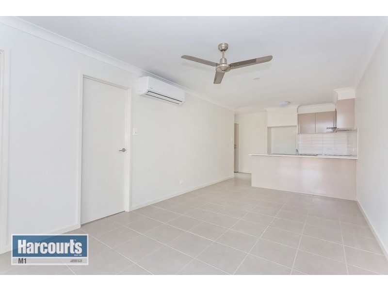 17b Spruce Street, Loganlea QLD 4131