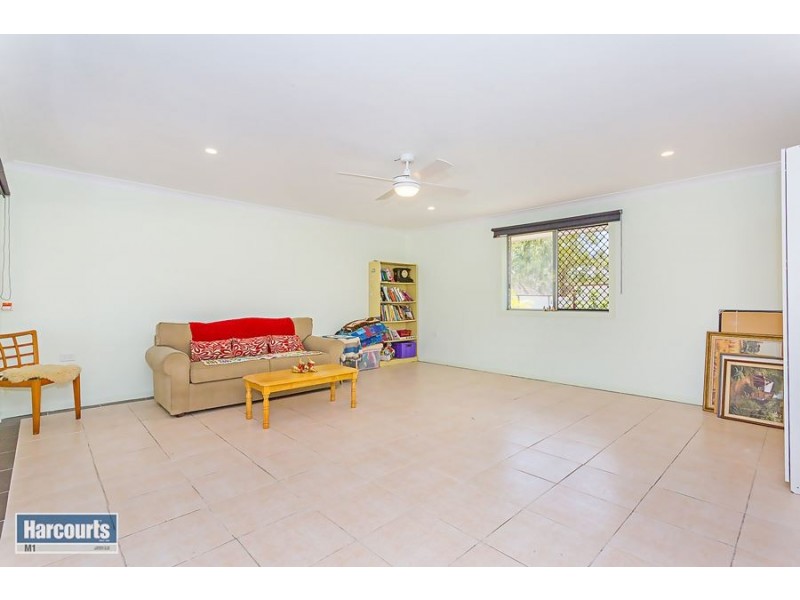 9 Tralee Road, Eagleby QLD 4207