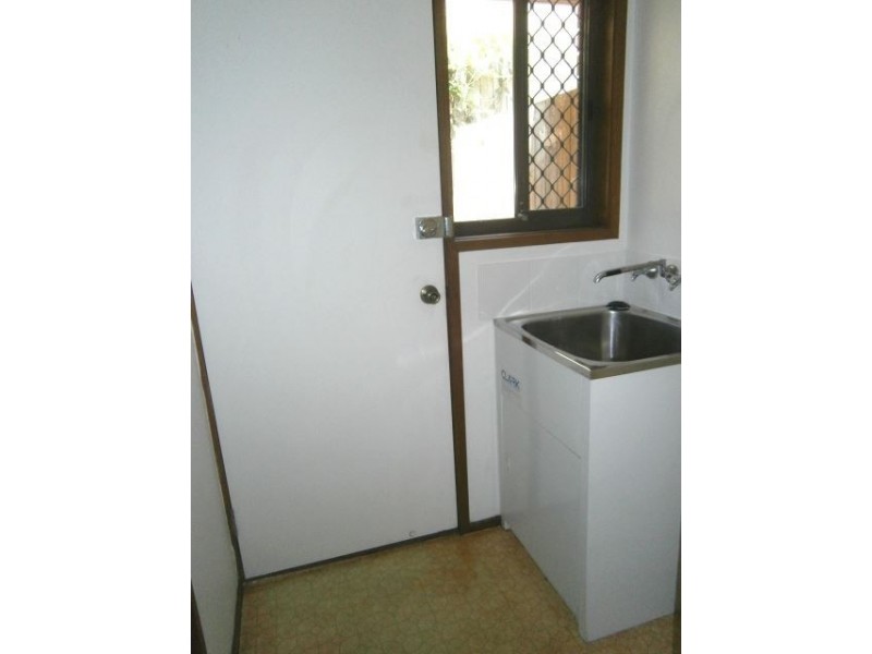 7/11 Muchow St, Beenleigh QLD 4207