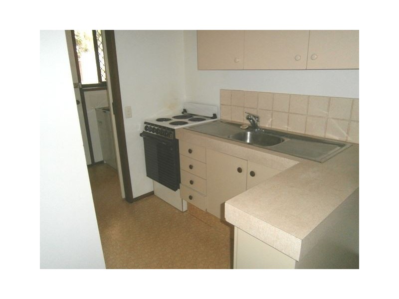 7/11 Muchow St, Beenleigh QLD 4207