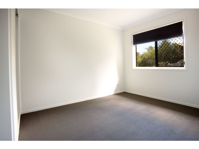 7 Kings Row, Edens Landing QLD 4207