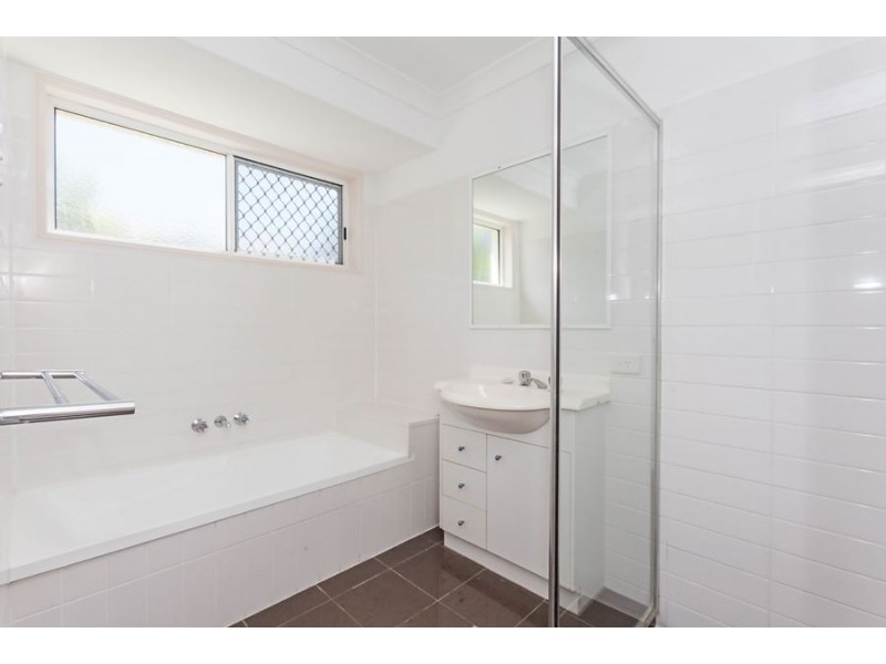 56 Allenby St, Windaroo QLD 4207
