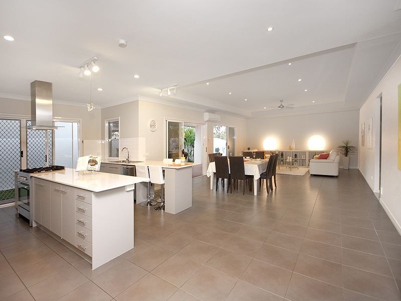 65 Taylor Place, Mackenzie QLD 4156