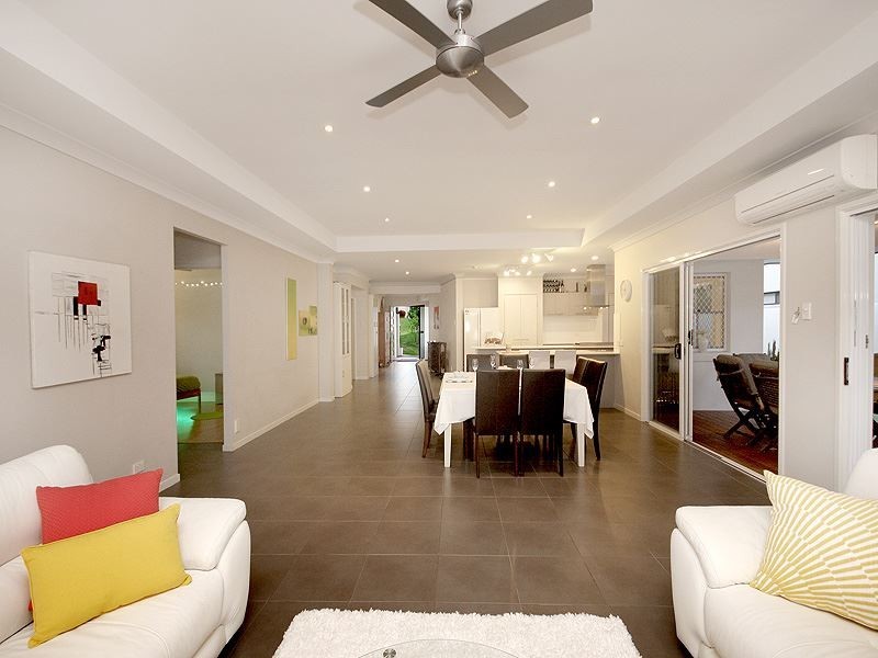 65 Taylor Place, Mackenzie QLD 4156