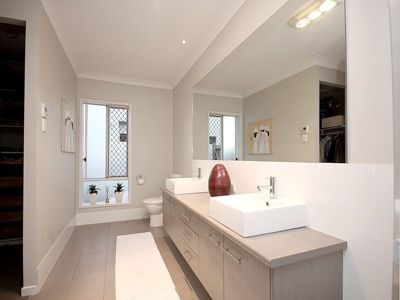 65 Taylor Place, Mackenzie QLD 4156