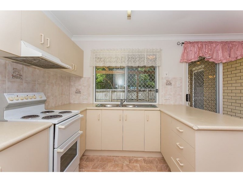 32 William Nixon Way, Edens Landing QLD 4207