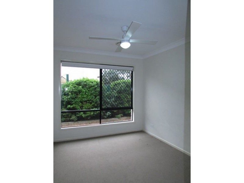 11a Albert Street, Eagleby QLD 4207