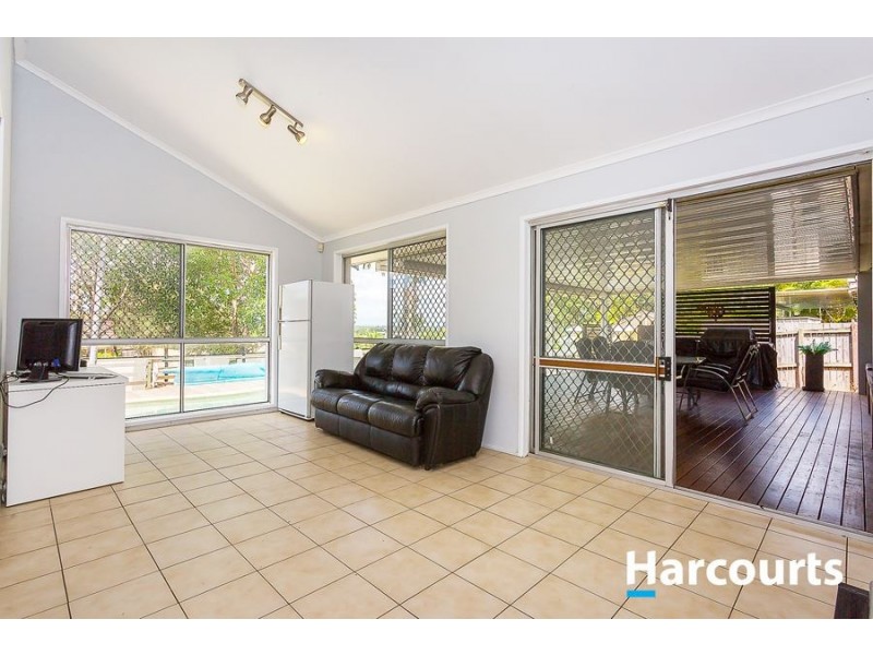 5 Ravenna Street, Springwood QLD 4127