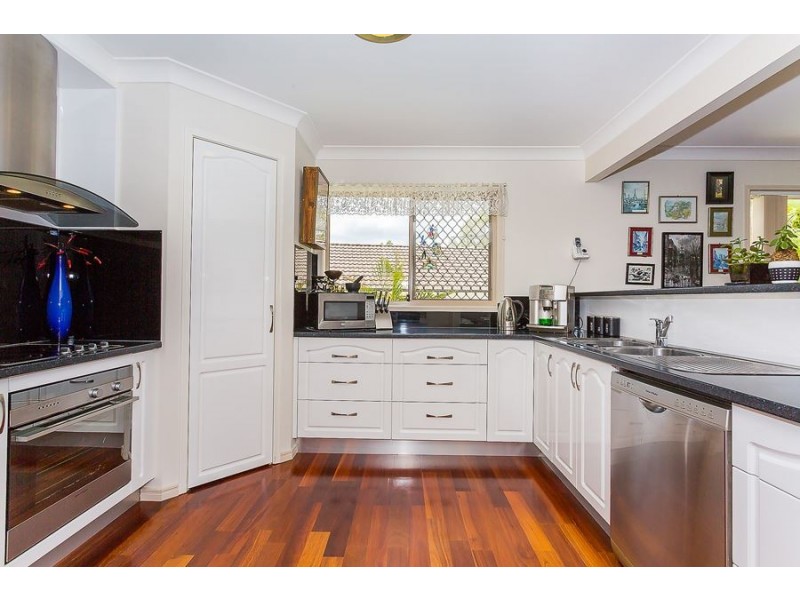 72 Paddington Crescent, Stretton QLD 4116