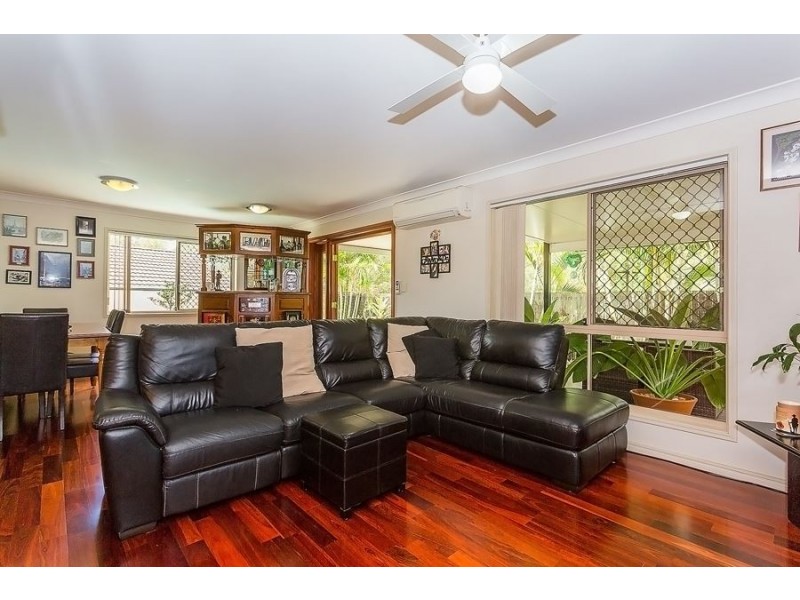 72 Paddington Crescent, Stretton QLD 4116