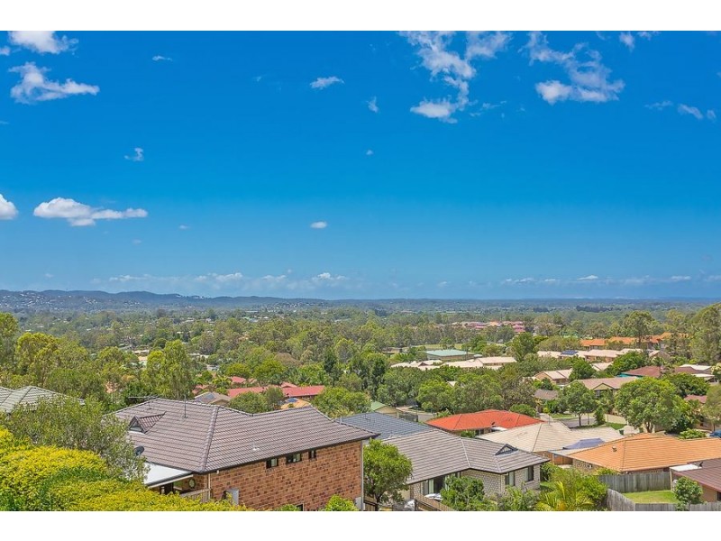 9 Barnhill Tce, Edens Landing QLD 4207