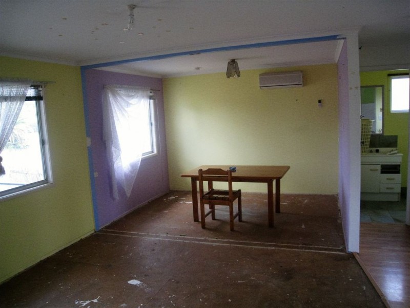 4 Daphne Street, Loganholme QLD 4129