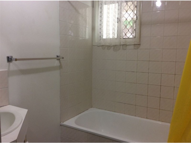 172 Holmview Rd, Holmview QLD 4207