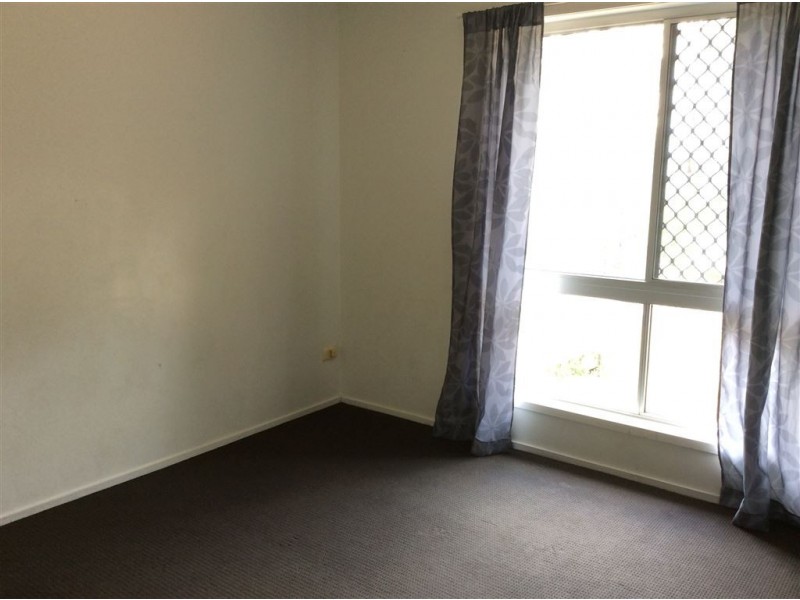 172 Holmview Rd, Holmview QLD 4207