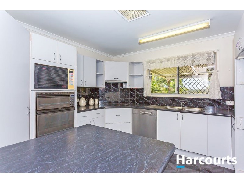 30 Edinburgh Drive, Bethania QLD 4205