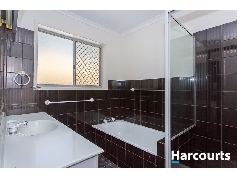 30 Edinburgh Drive, Bethania QLD 4205