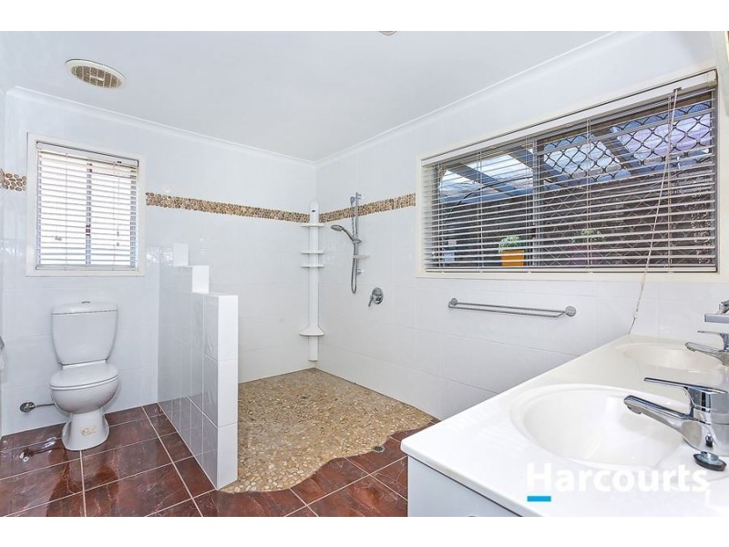 30 Edinburgh Drive, Bethania QLD 4205