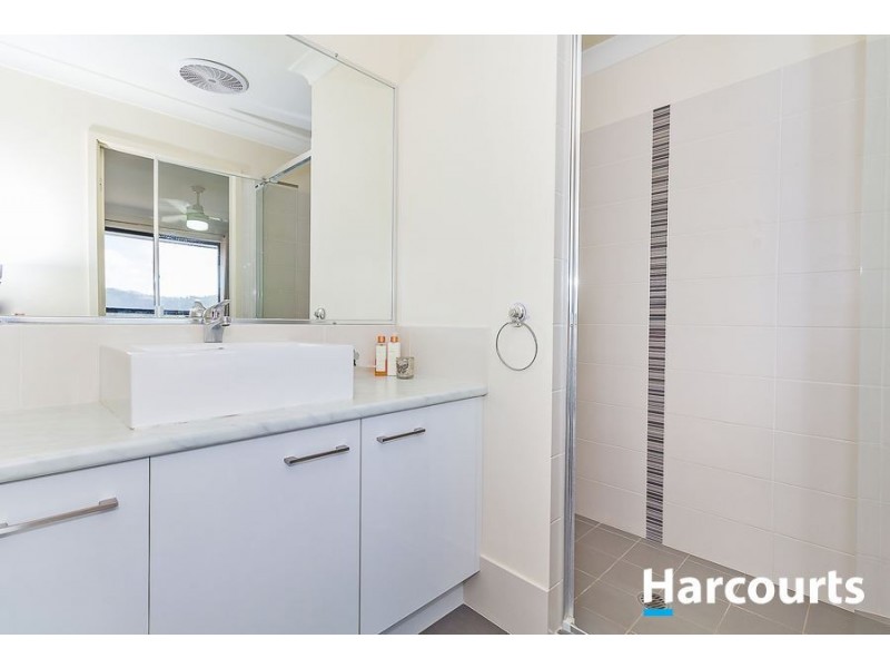 8 McGrath Court, Ormeau Hills QLD 4208