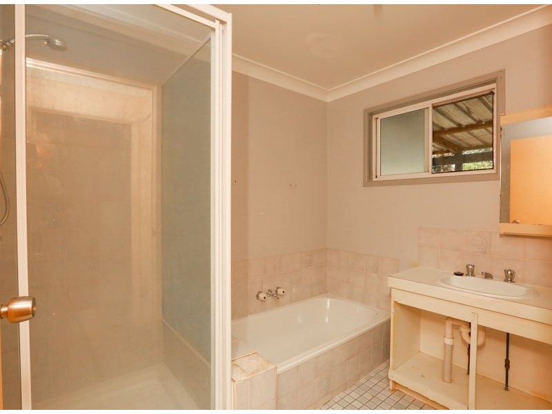 21 Holles Road, Waterford West QLD 4133