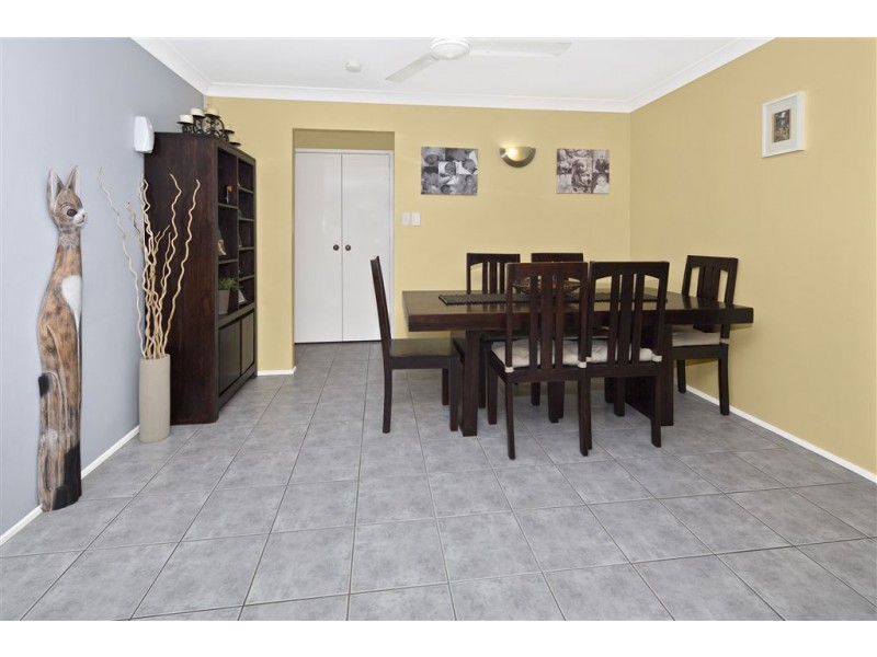 39 Ellendale Crescent, Daisy Hill QLD 4127
