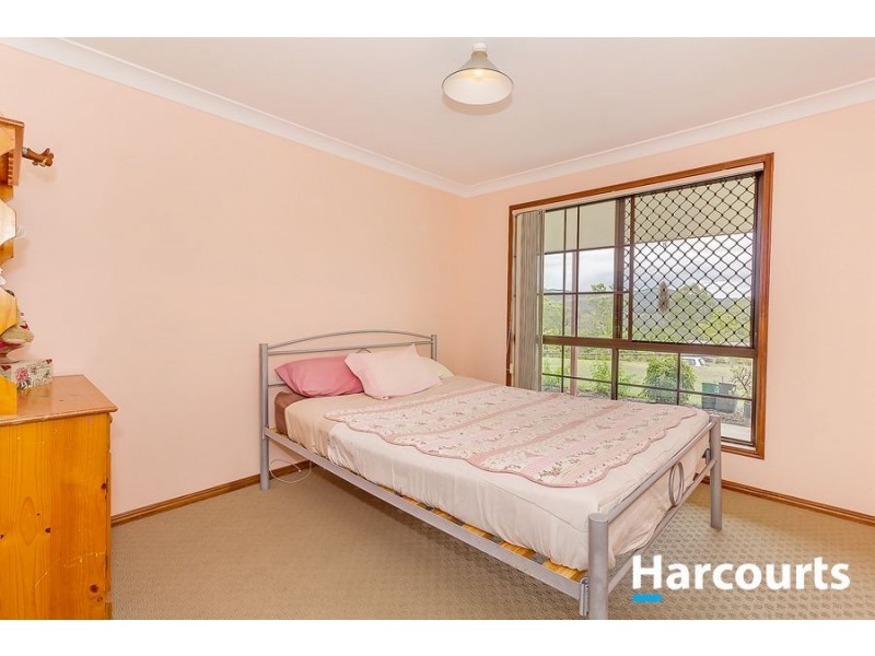 7-11 Kumalie Court, Yatala QLD 4207