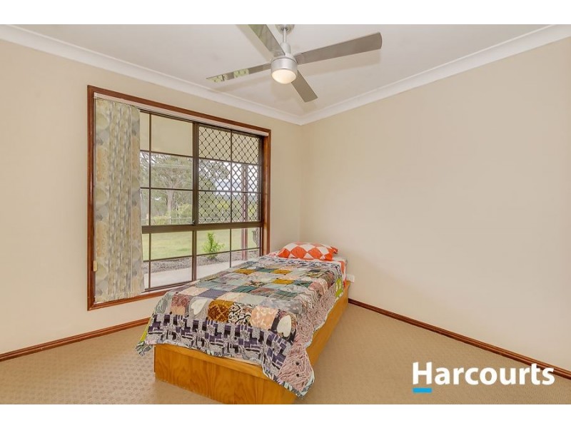 7-11 Kumalie Court, Yatala QLD 4207