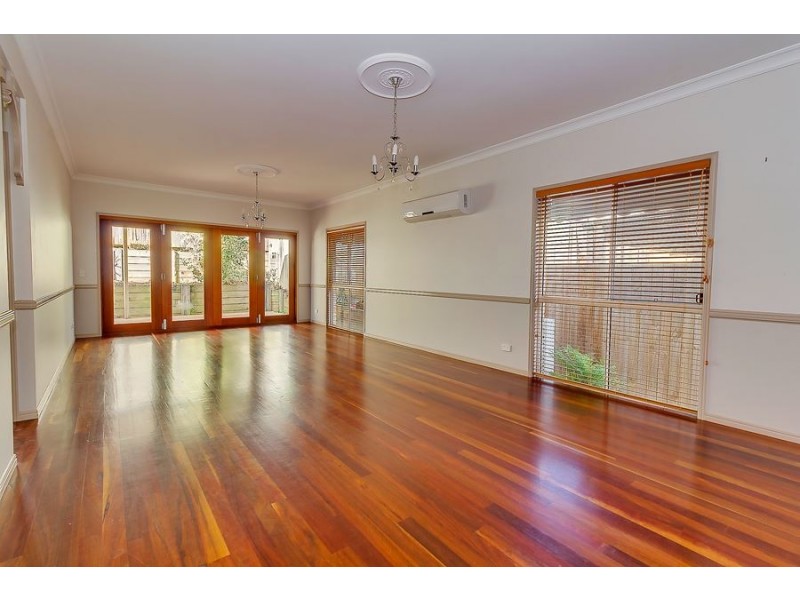 19 Outlook Drive, Waterford QLD 4133