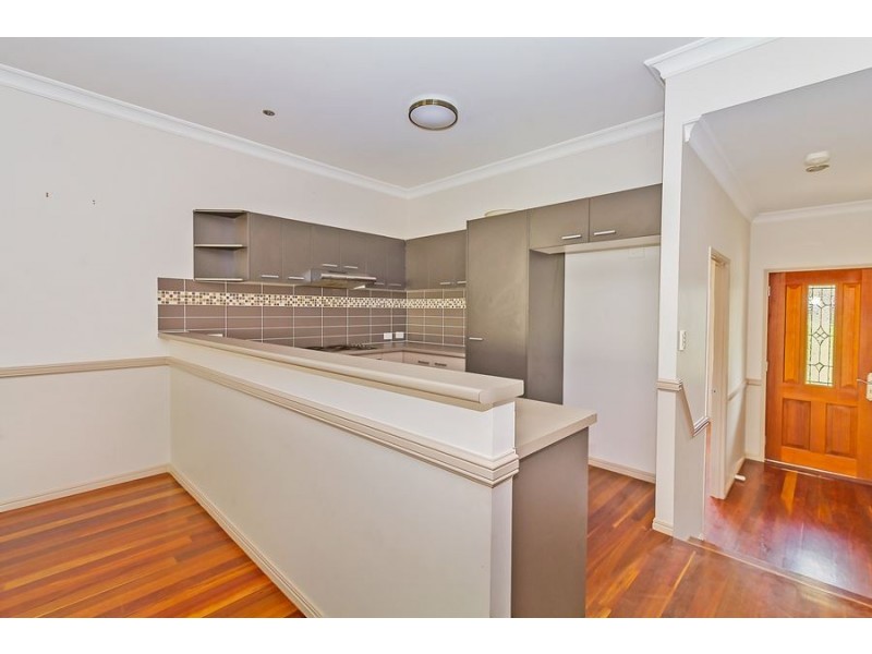 19 Outlook Drive, Waterford QLD 4133