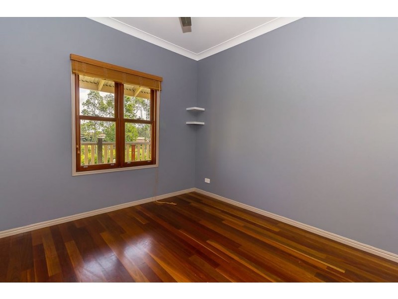 19 Outlook Drive, Waterford QLD 4133