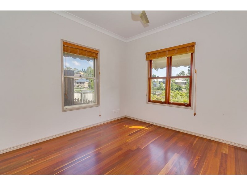 19 Outlook Drive, Waterford QLD 4133