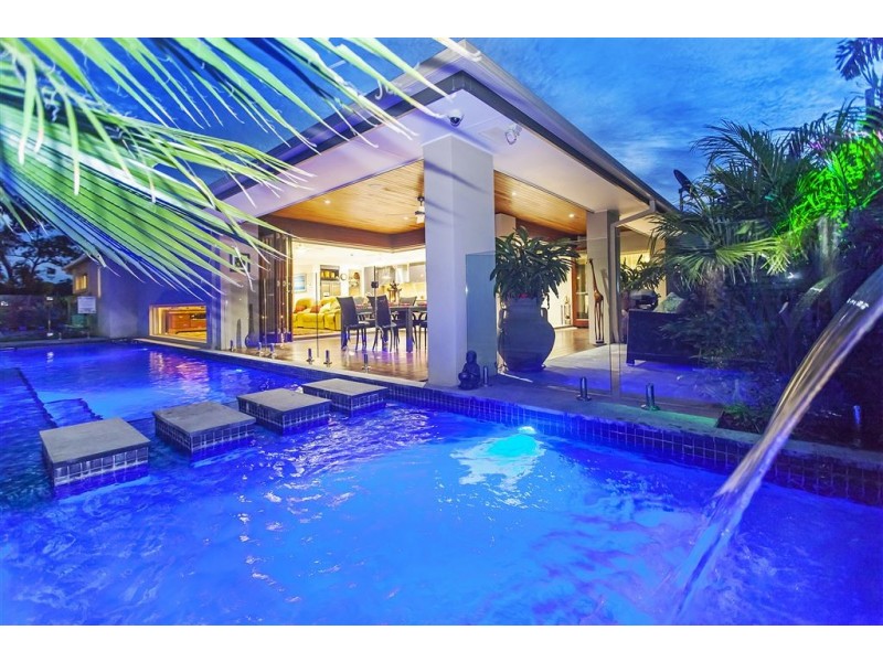 8 Grand Terrace, Waterford QLD 4133