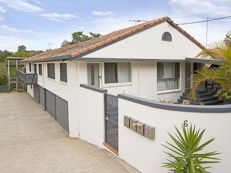 4/6 Roseglen Street, Greenslopes QLD 4120
