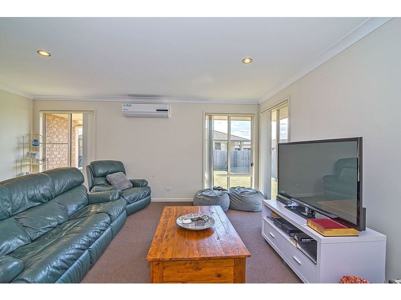 8 Myrtle Ave, Ormeau QLD 4208