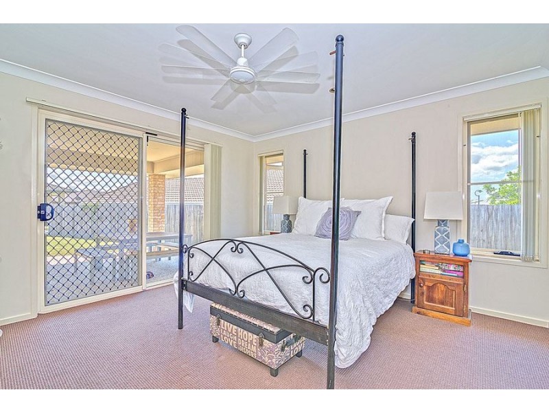 8 Myrtle Ave, Ormeau QLD 4208