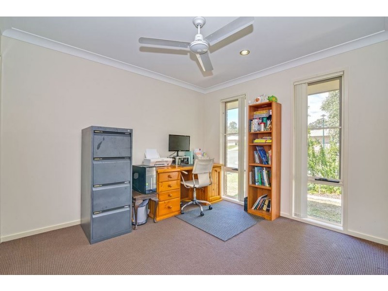 8 Myrtle Ave, Ormeau QLD 4208