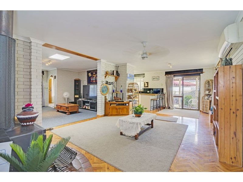 2 Galway Street, Eagleby QLD 4207