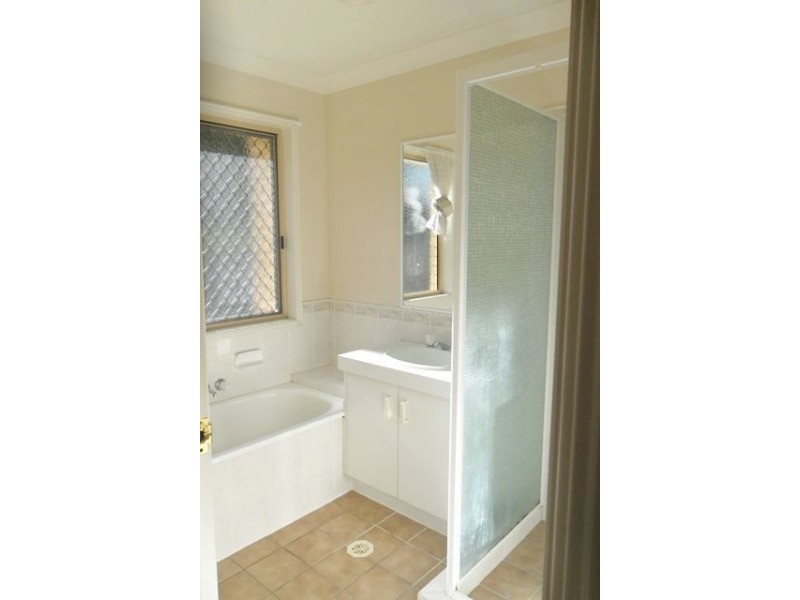 18 Jan Court, Bethania QLD 4205