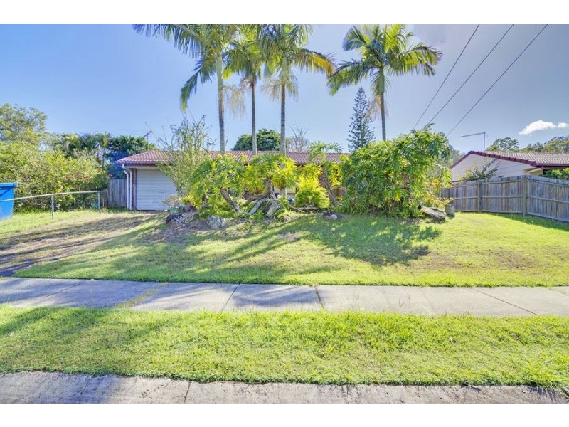 8 Sunscape Drive, Eagleby QLD 4207