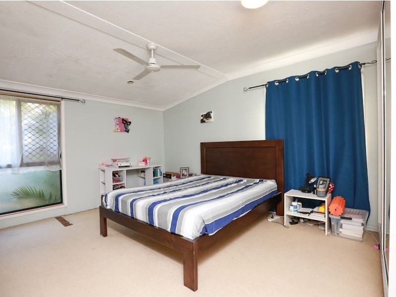 30 Veronica Avenue, Daisy Hill QLD 4127