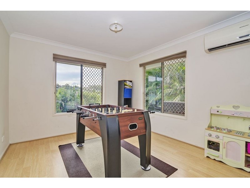 15 Yarwood Crescent, Ormeau Hills QLD 4208